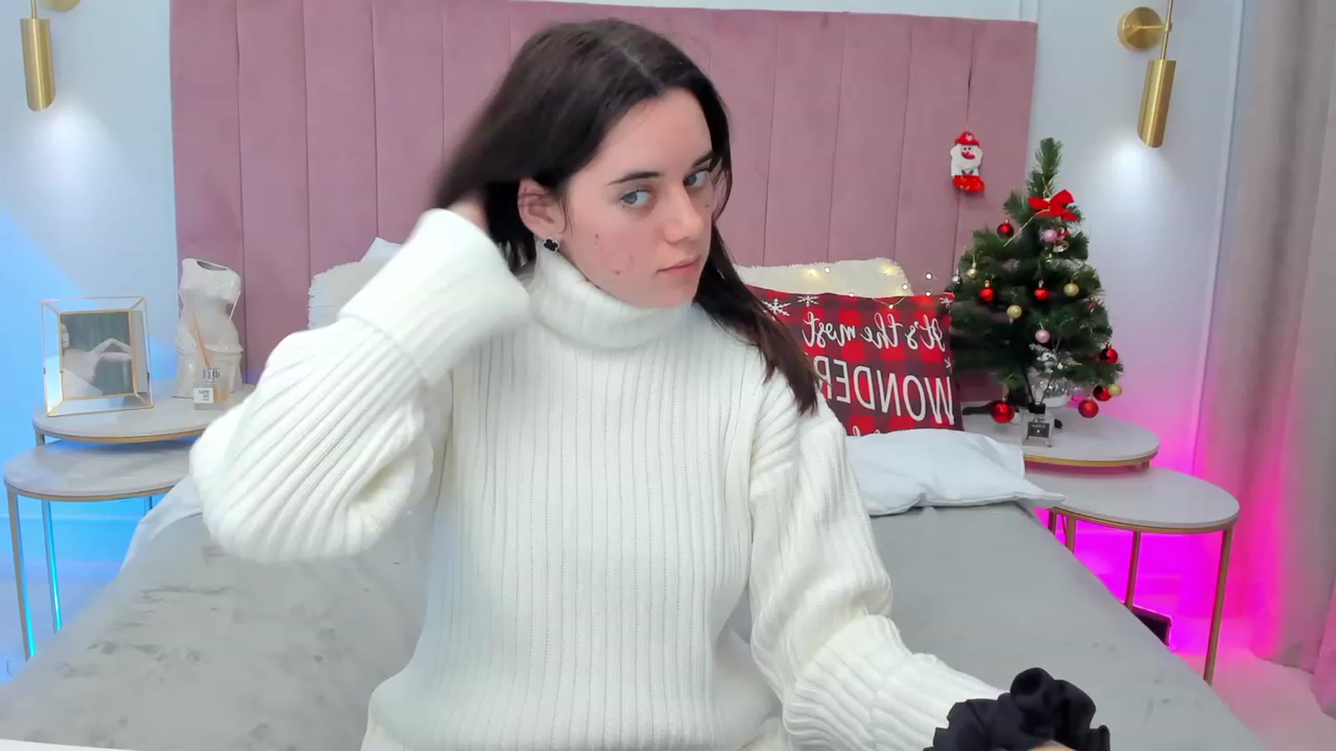Gallery image thumbnail from JeyEvans's myfreecams stream on, 12/13/2023, 12:59 image 15 of 20