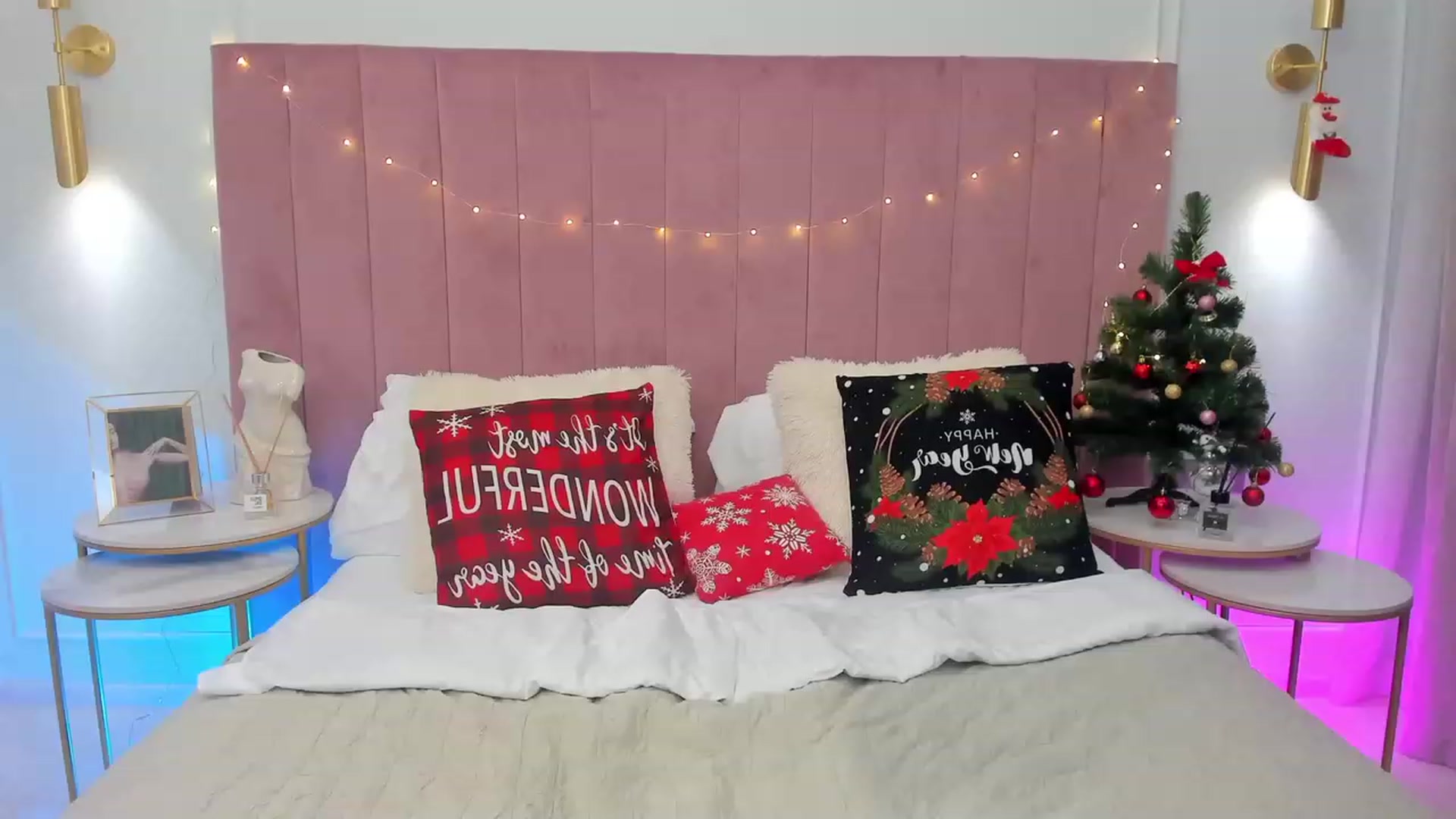 Gallery image thumbnail from JeyEvans's myfreecams stream on, 12/16/2023, 12:59 image 19 of 20