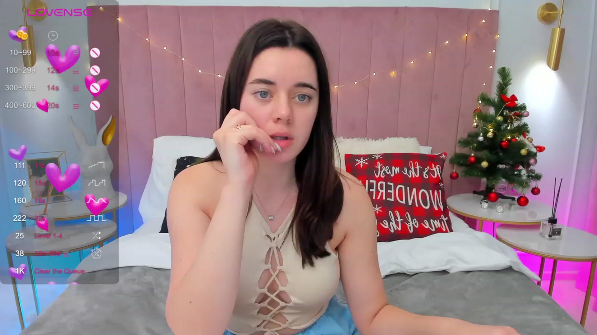 Gallery image thumbnail from JeyEvans's myfreecams stream on, 01/05/2024, 07:29 image 17 of 20