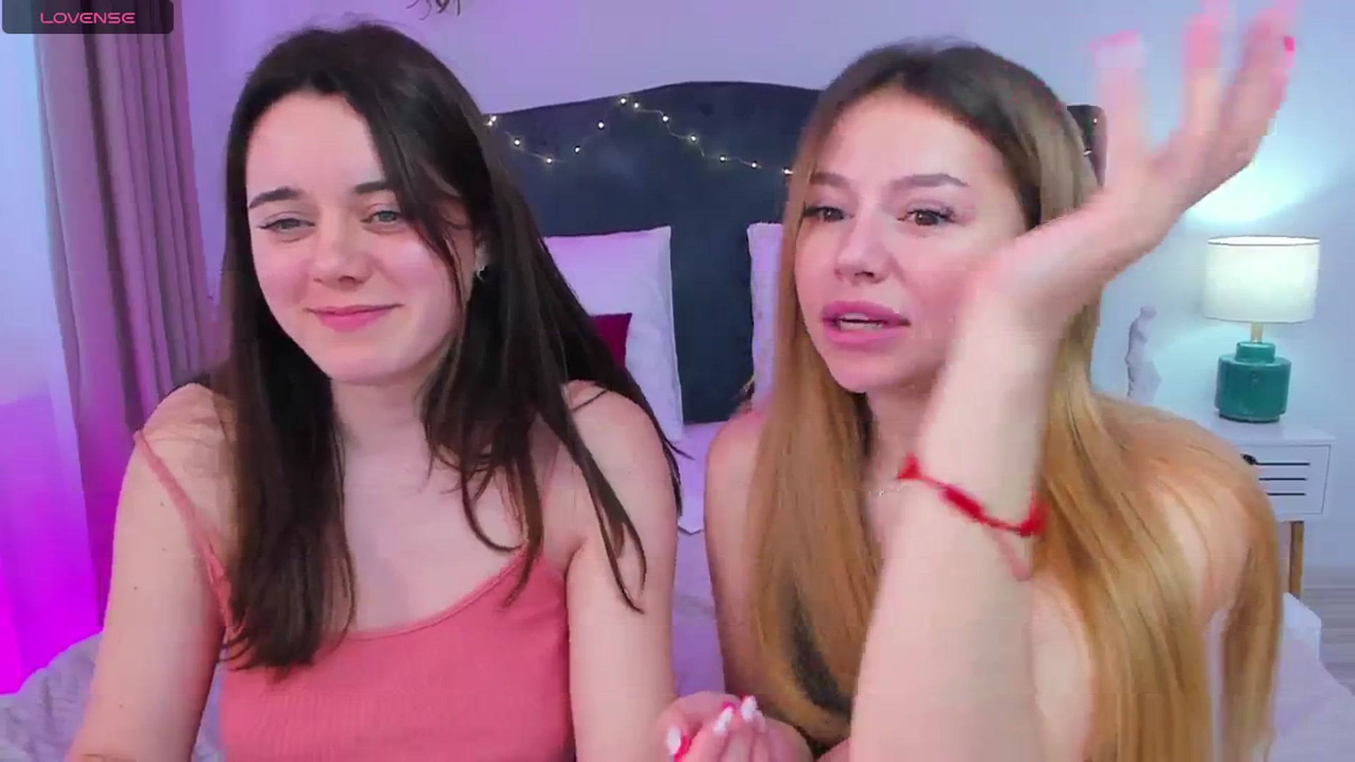 Gallery image thumbnail from JeyEvans's myfreecams stream on, 02/07/2024, 11:25 image 20 of 20