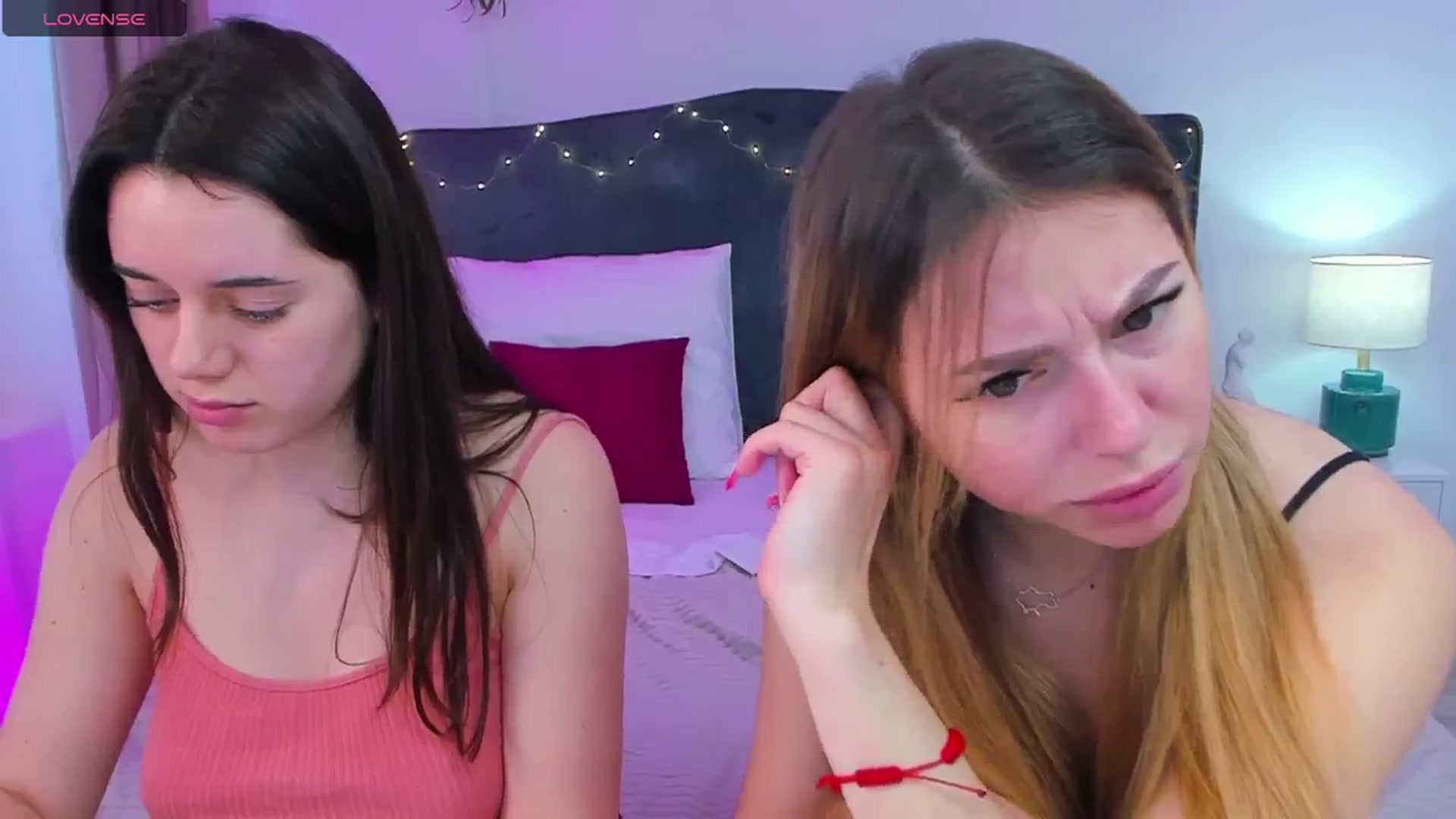 Gallery image thumbnail from JeyEvans's myfreecams stream on, 02/07/2024, 11:25 image 15 of 20