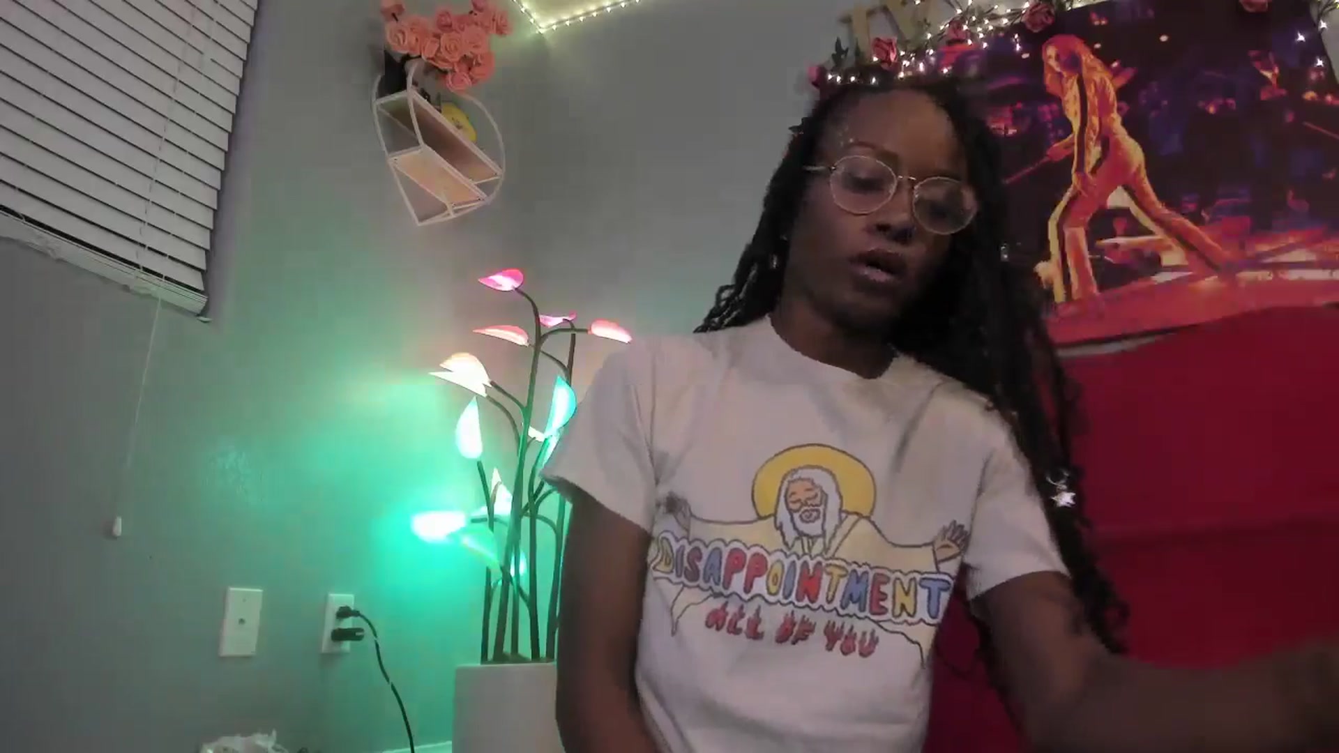 Gallery image thumbnail from JezabelVessir's myfreecams stream on, 08/18/2024, 13:01 image 2 of 20