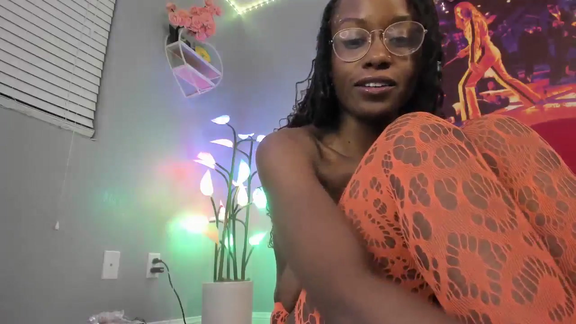 Gallery image thumbnail from JezabelVessir's myfreecams stream on, 08/18/2024, 13:01 image 13 of 20