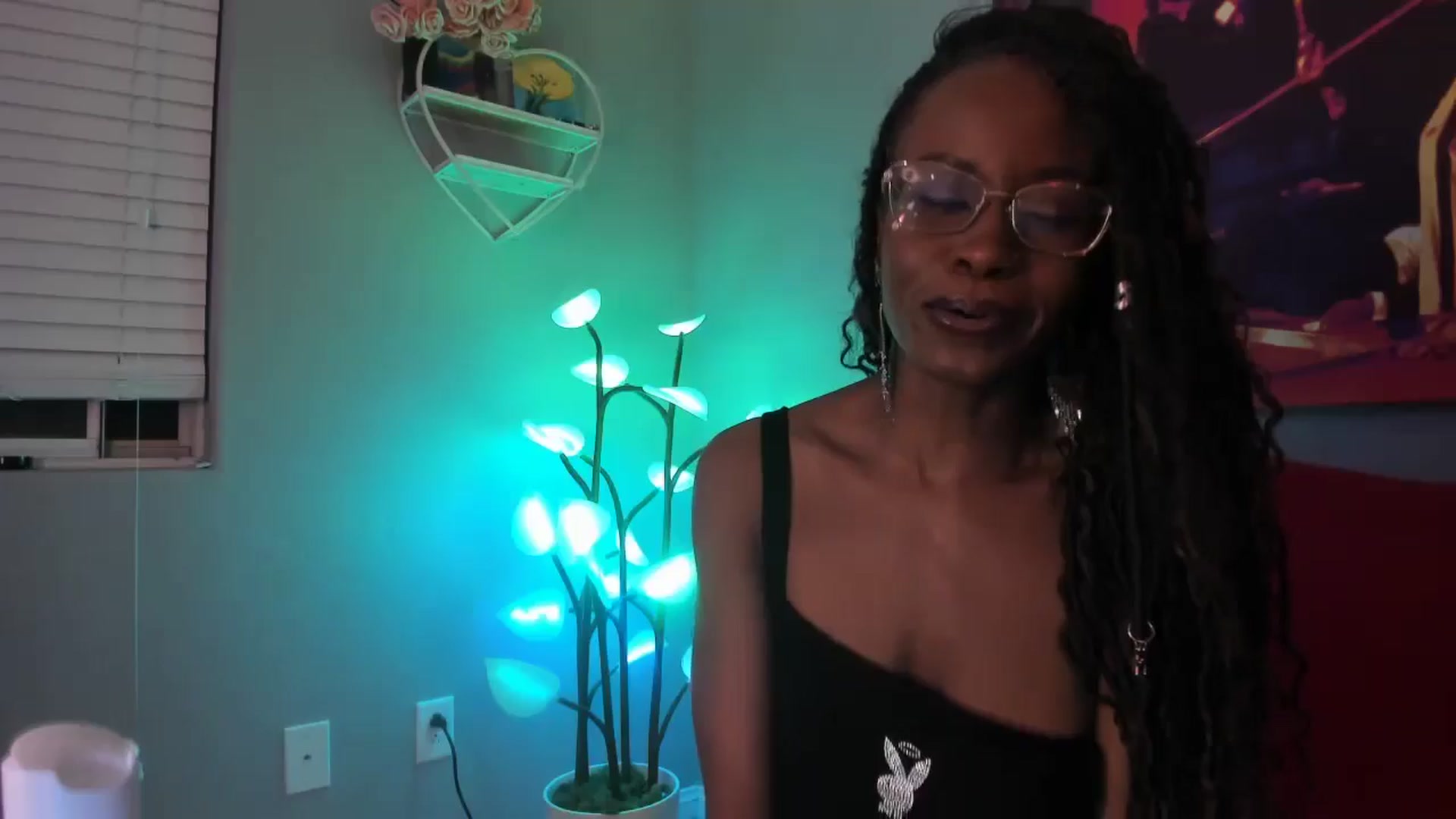 Gallery image thumbnail from JezabelVessir's myfreecams stream on, 08/22/2024, 07:46 image 11 of 20