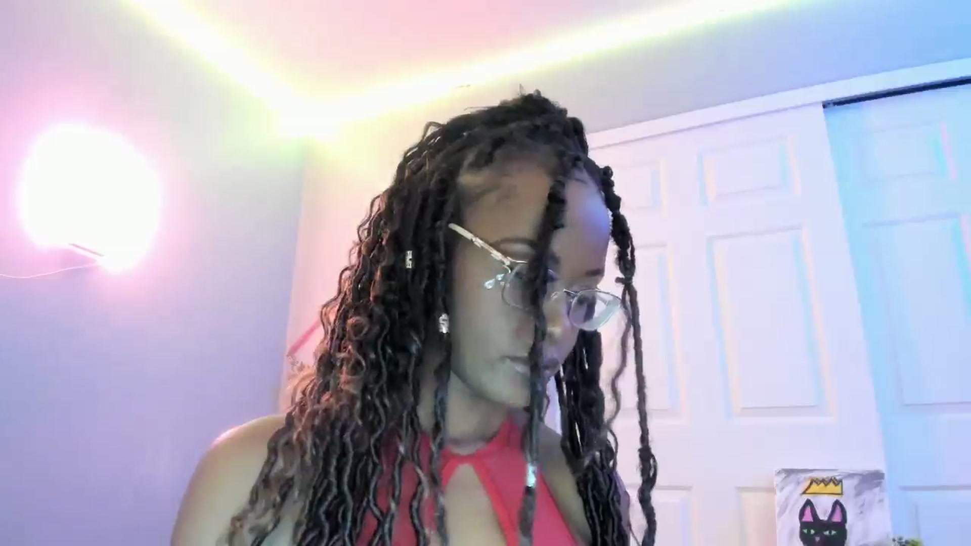 Gallery image thumbnail from JezabelVessir's myfreecams stream on, 08/27/2024, 07:26 image 3 of 20