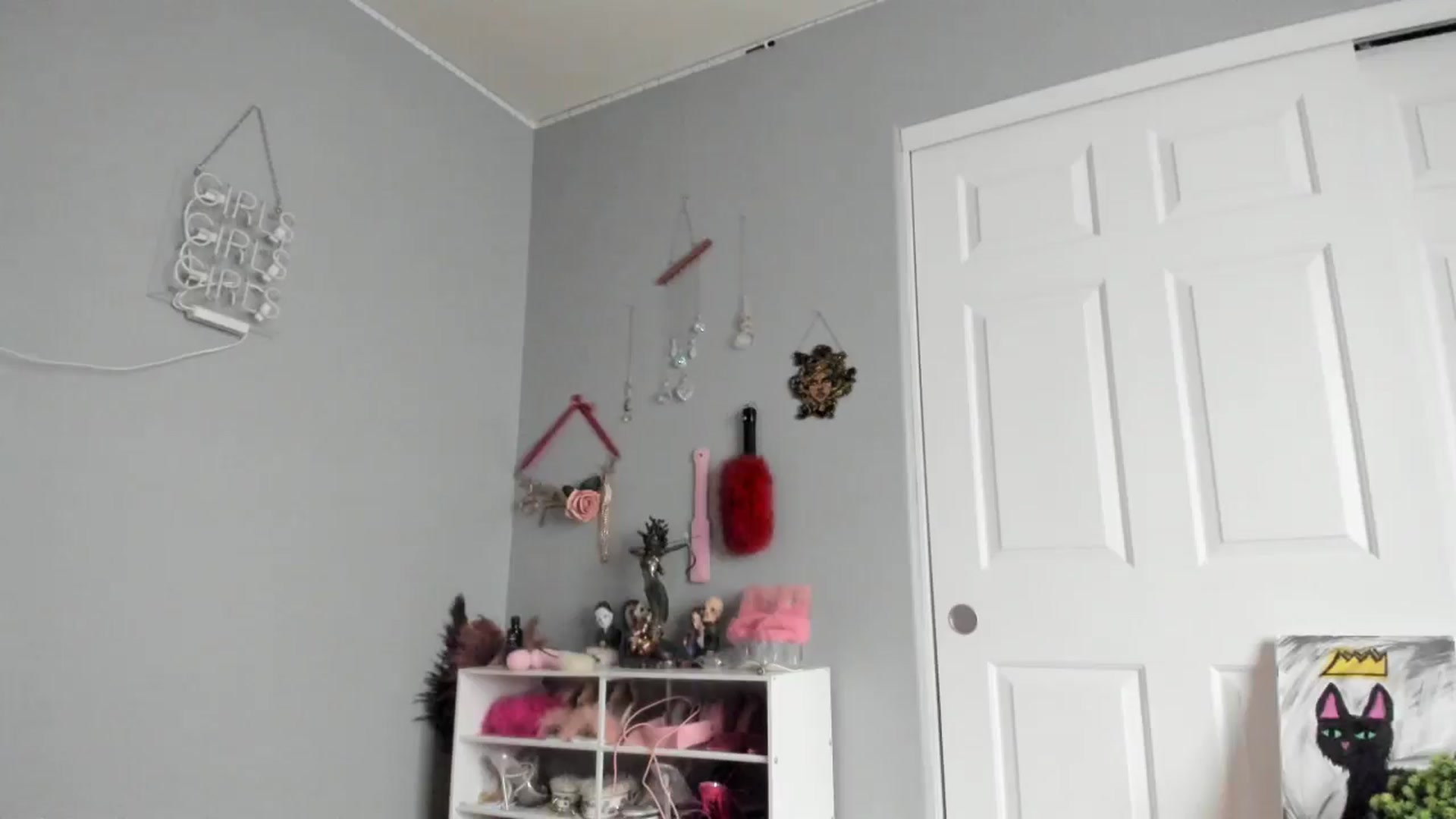 Gallery image thumbnail from JezabelVessir's myfreecams stream on, 08/27/2024, 20:21 image 12 of 20