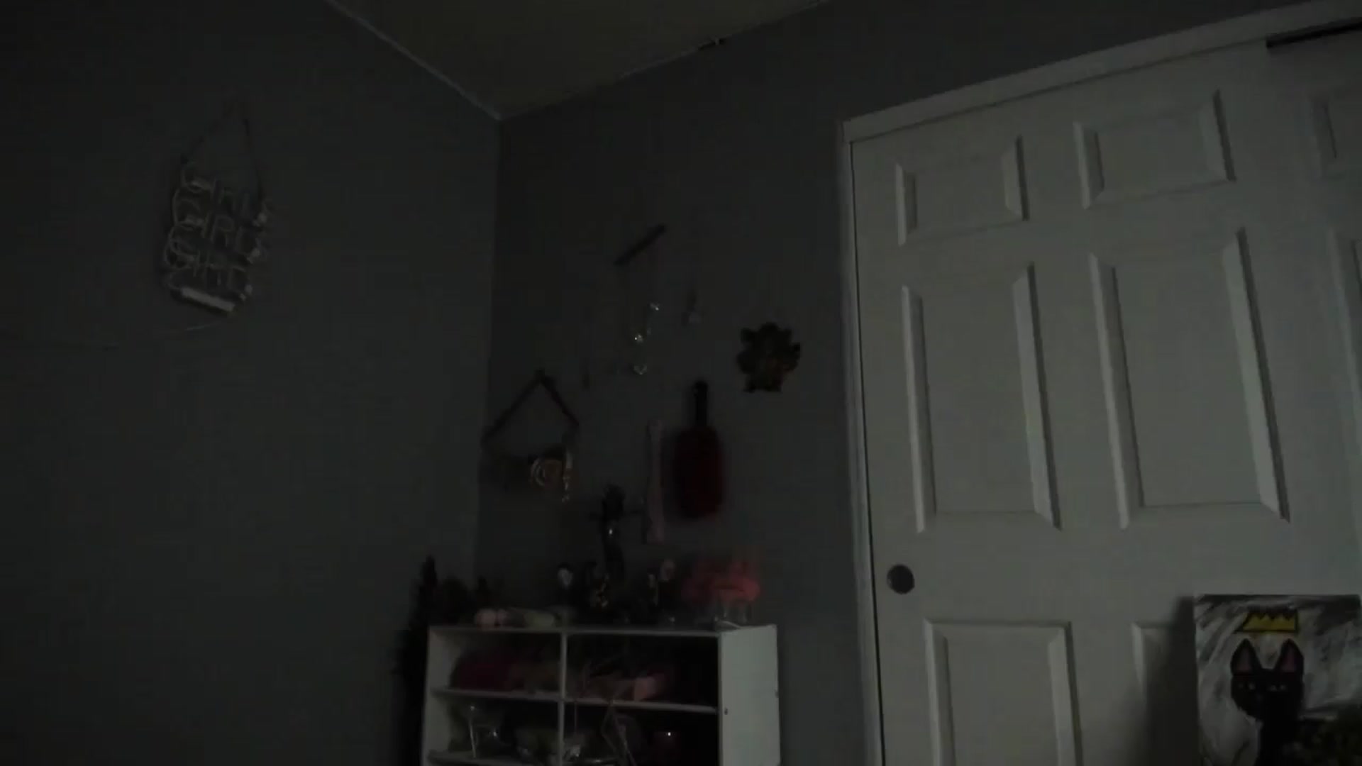 Gallery image thumbnail from JezabelVessir's myfreecams stream on, 08/27/2024, 20:21 image 6 of 20