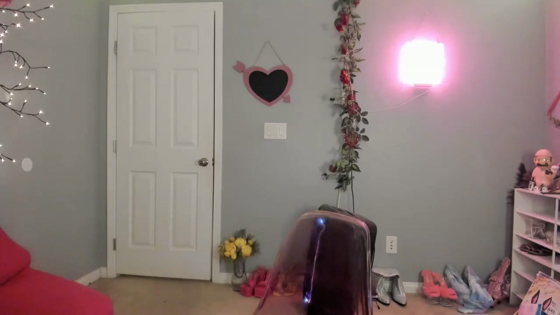 Gallery image thumbnail from JezabelVessir's myfreecams stream on, 12/31/2024, 04:51 image 4 of 20