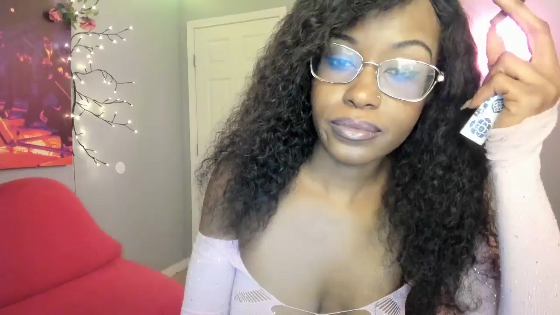 Gallery image thumbnail from JezabelVessir's myfreecams stream on, 12/31/2024, 09:41 image 6 of 20