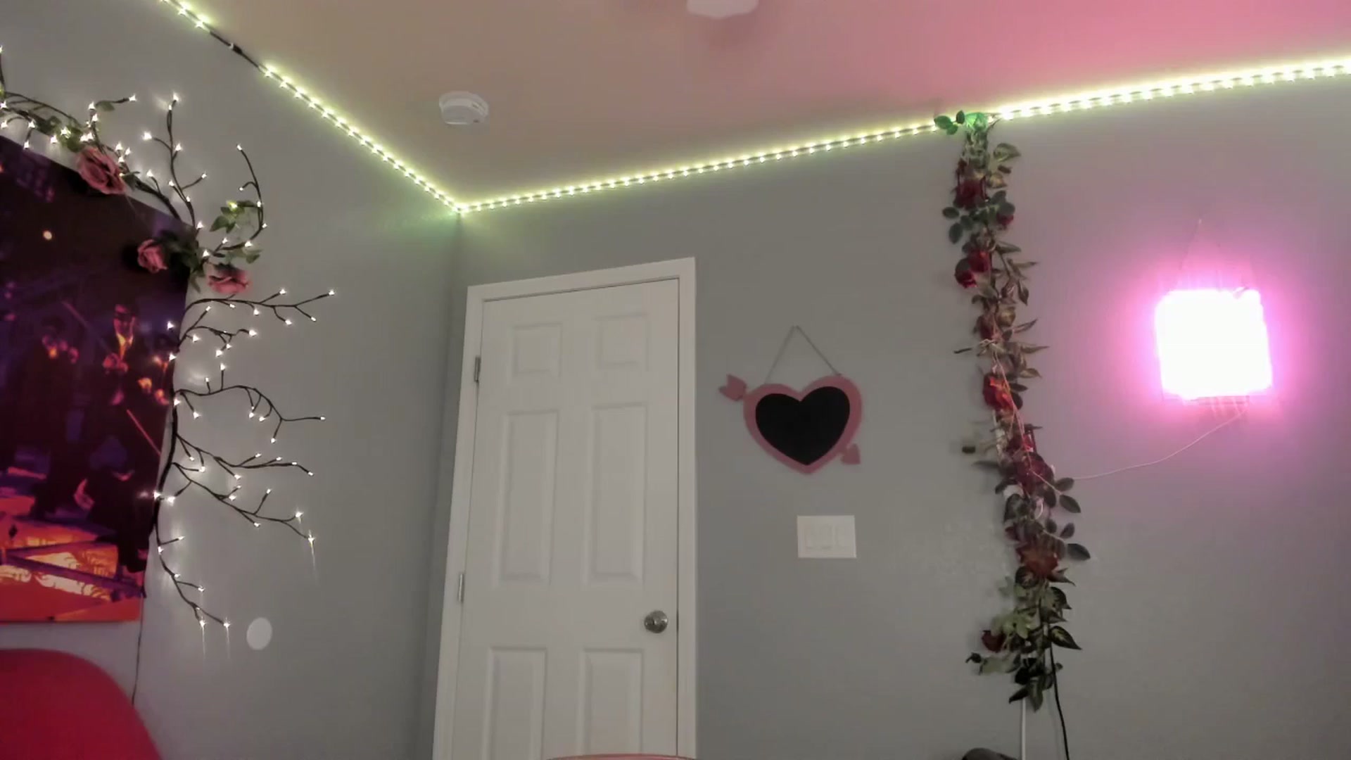 Gallery image thumbnail from JezabelVessir's myfreecams stream on, 12/31/2024, 09:41 image 13 of 20
