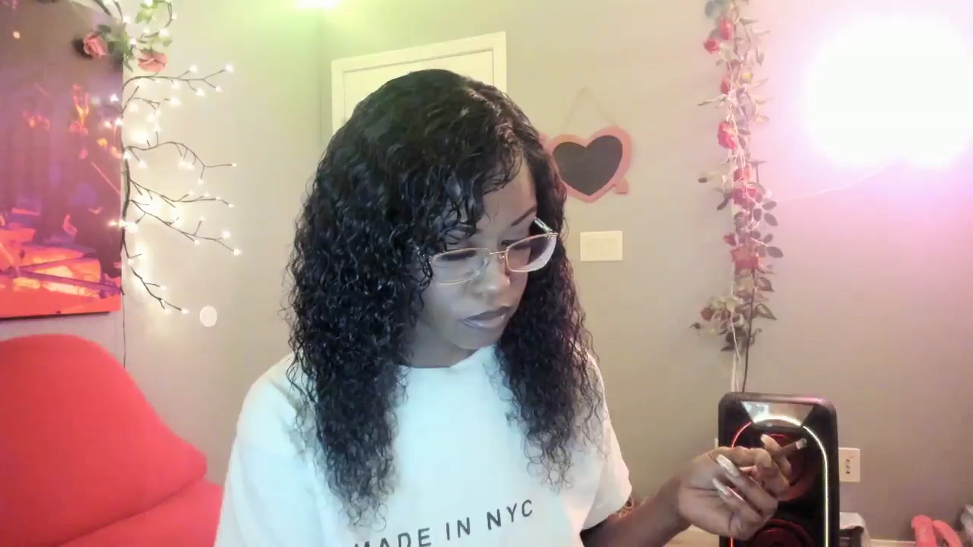 Gallery image thumbnail from JezabelVessir's myfreecams stream on, 01/02/2025, 10:38 image 2 of 20