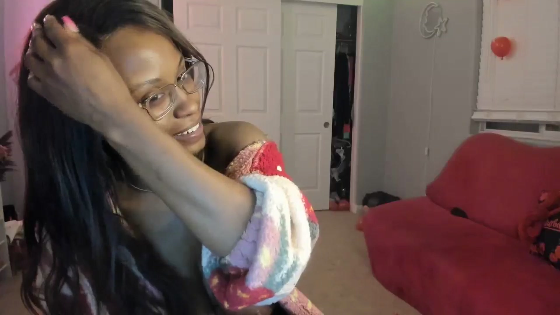 Gallery image thumbnail from JezabelVessir's myfreecams stream on, 02/19/2025, 12:37 image 16 of 20