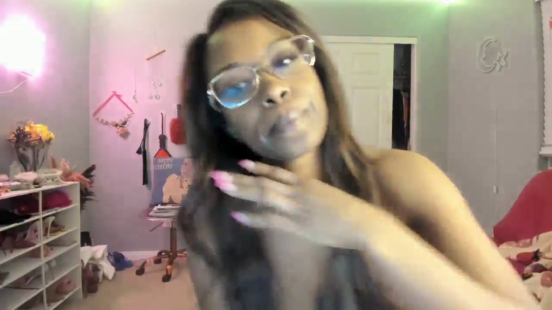 Gallery image thumbnail from JezabelVessir's myfreecams stream on, 02/20/2025, 10:39 image 2 of 20