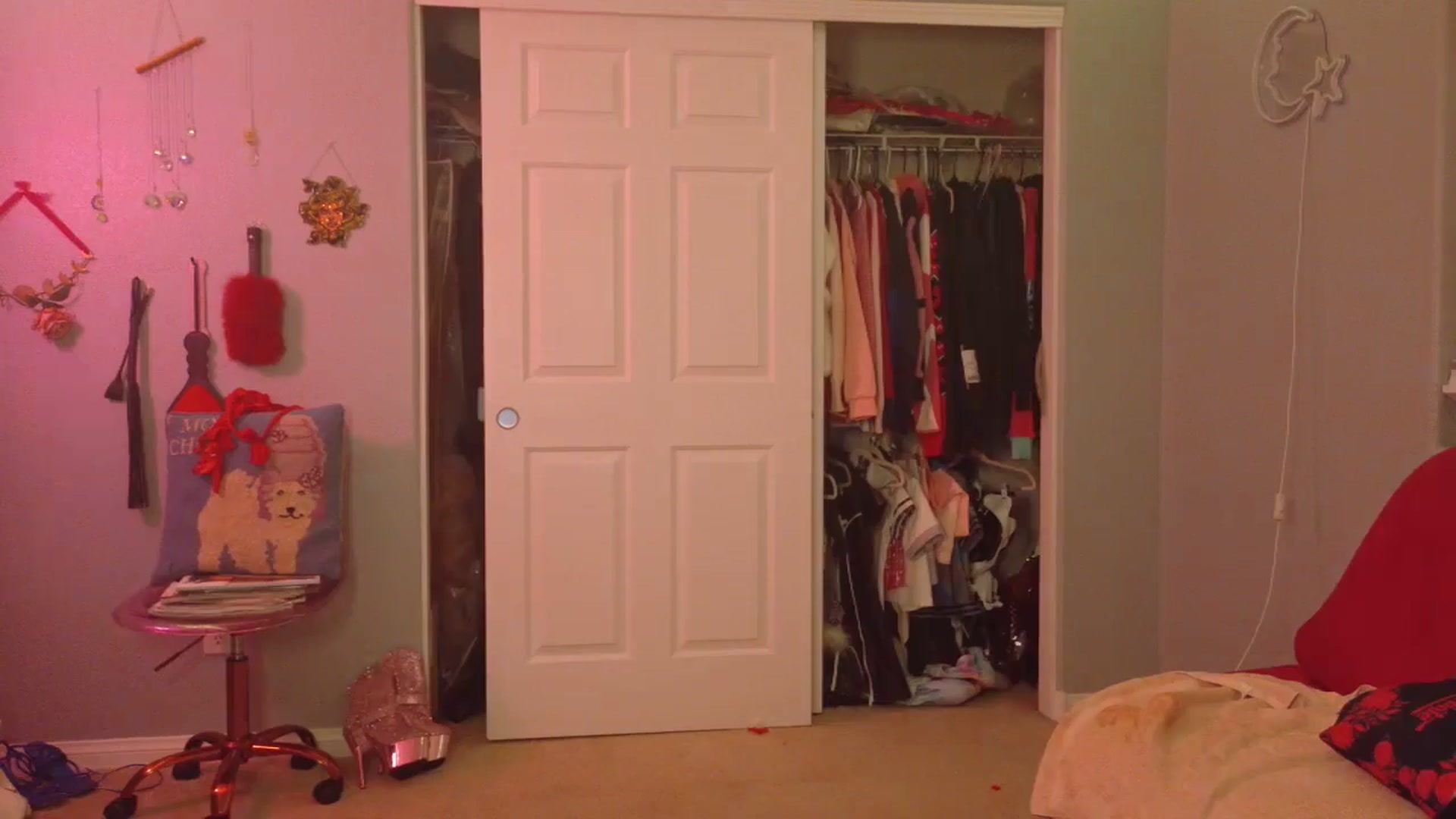 Gallery image thumbnail from JezabelVessir's myfreecams stream on, 02/24/2025, 15:27 image 12 of 20