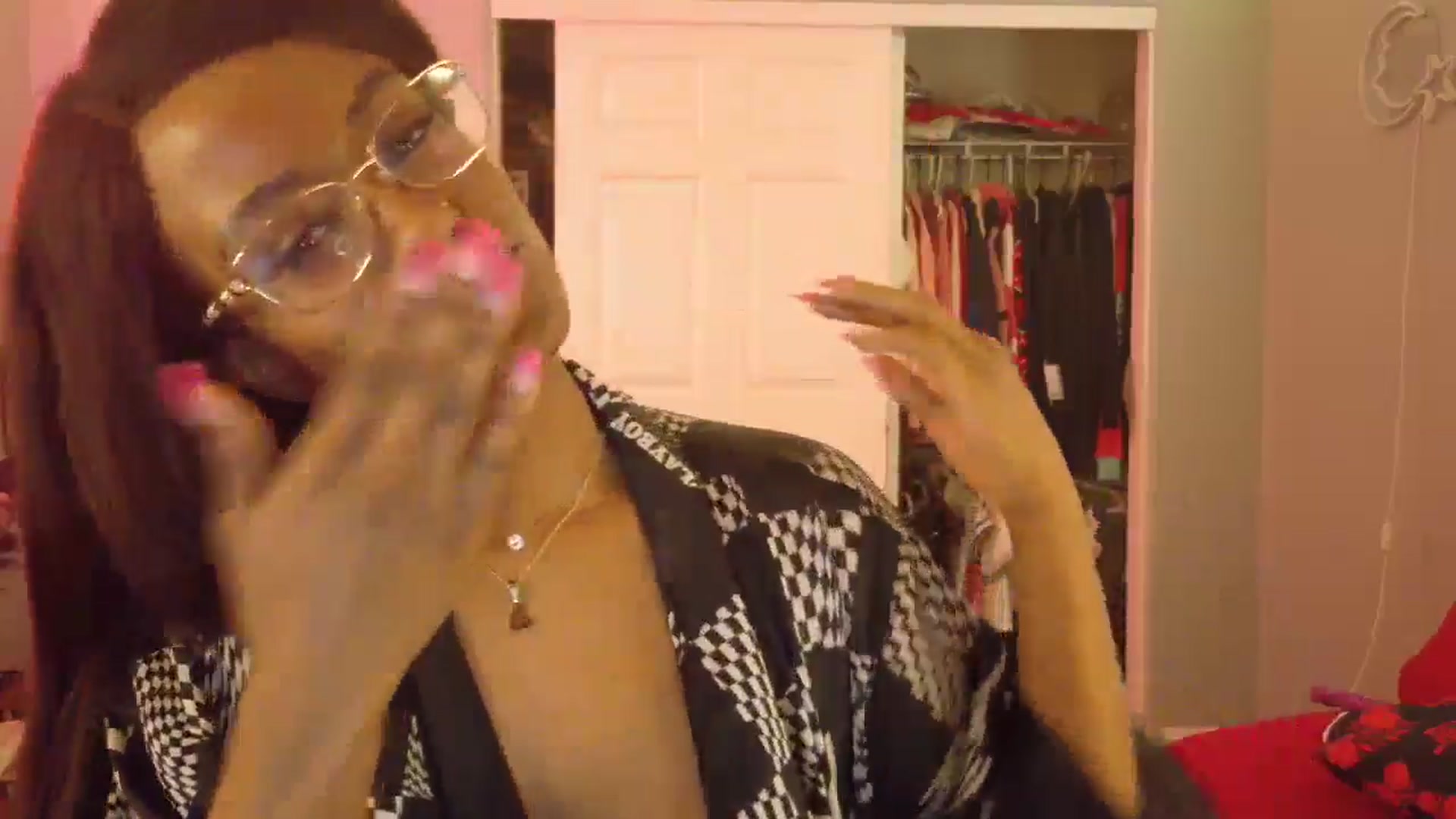 Gallery image thumbnail from JezabelVessir's myfreecams stream on, 02/24/2025, 17:06 image 5 of 20