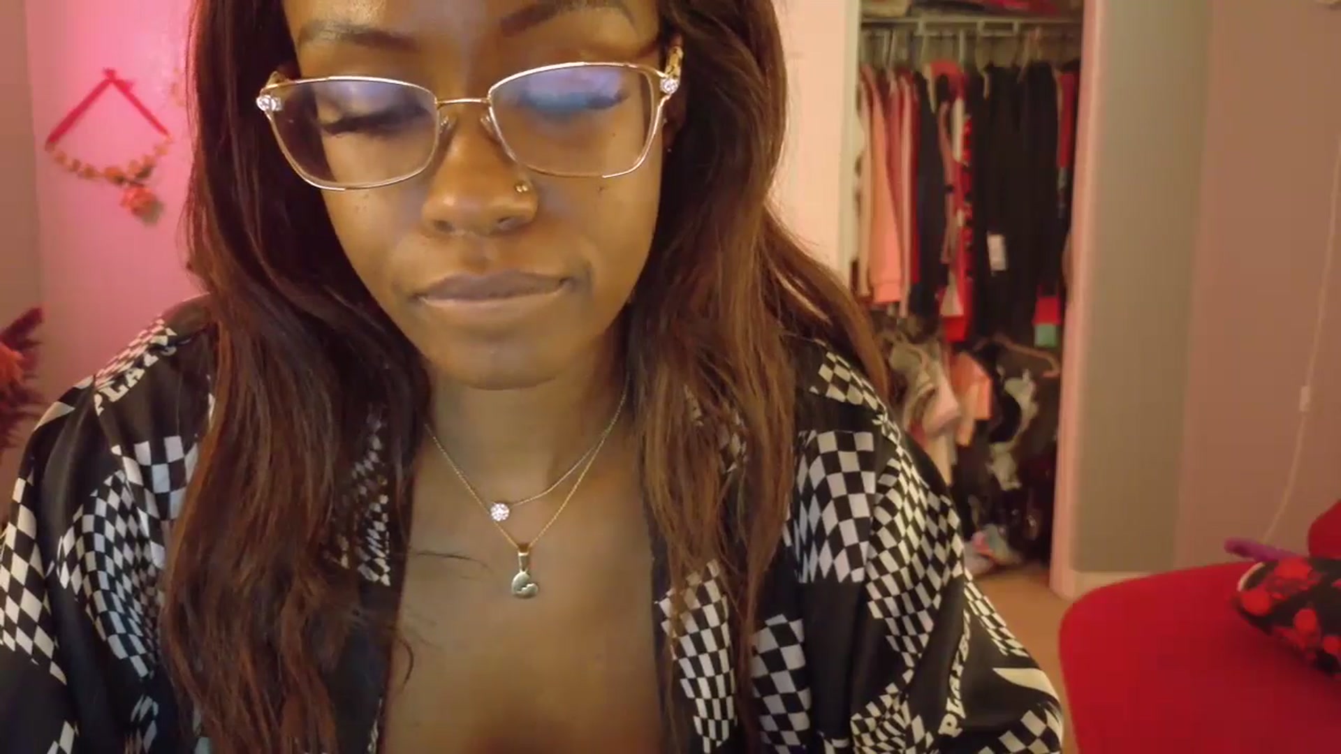 Gallery image thumbnail from JezabelVessir's myfreecams stream on, 02/24/2025, 17:06 image 19 of 20