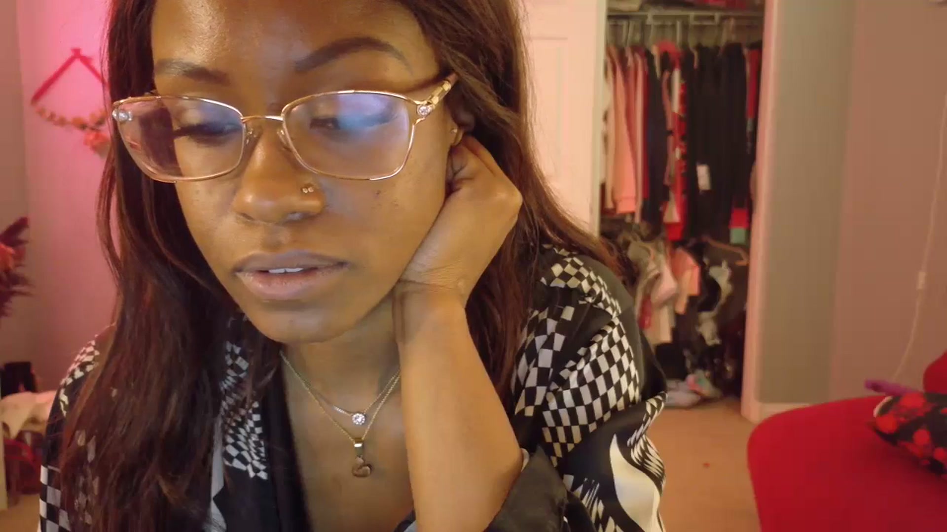 Gallery image thumbnail from JezabelVessir's myfreecams stream on, 02/24/2025, 17:06 image 15 of 20