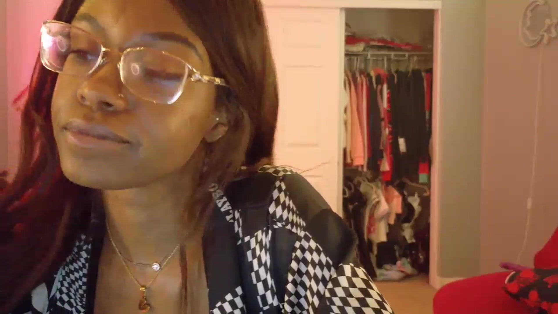 Gallery image thumbnail from JezabelVessir's myfreecams stream on, 02/24/2025, 17:06 image 2 of 20