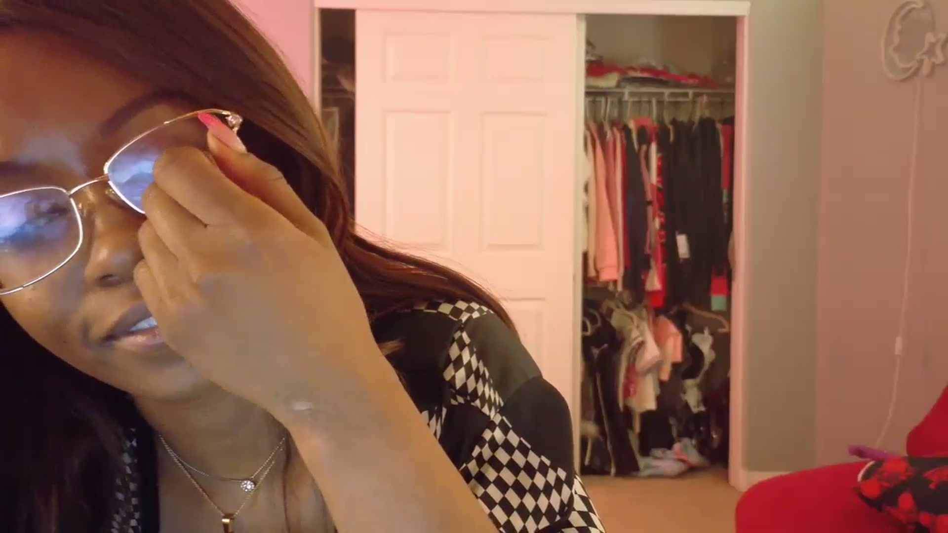 Gallery image thumbnail from JezabelVessir's myfreecams stream on, 02/24/2025, 17:06 image 4 of 20