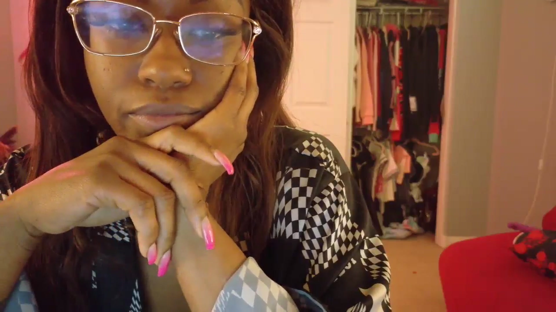 Gallery image thumbnail from JezabelVessir's myfreecams stream on, 02/24/2025, 17:06 image 16 of 20