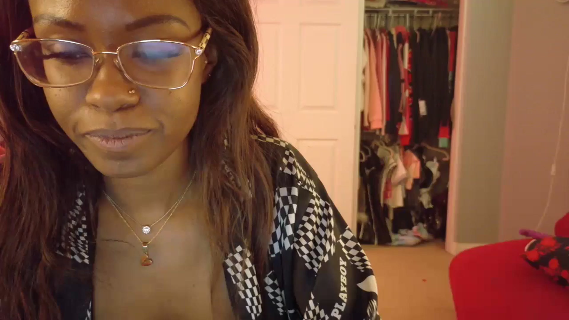 Gallery image thumbnail from JezabelVessir's myfreecams stream on, 02/24/2025, 17:06 image 17 of 20