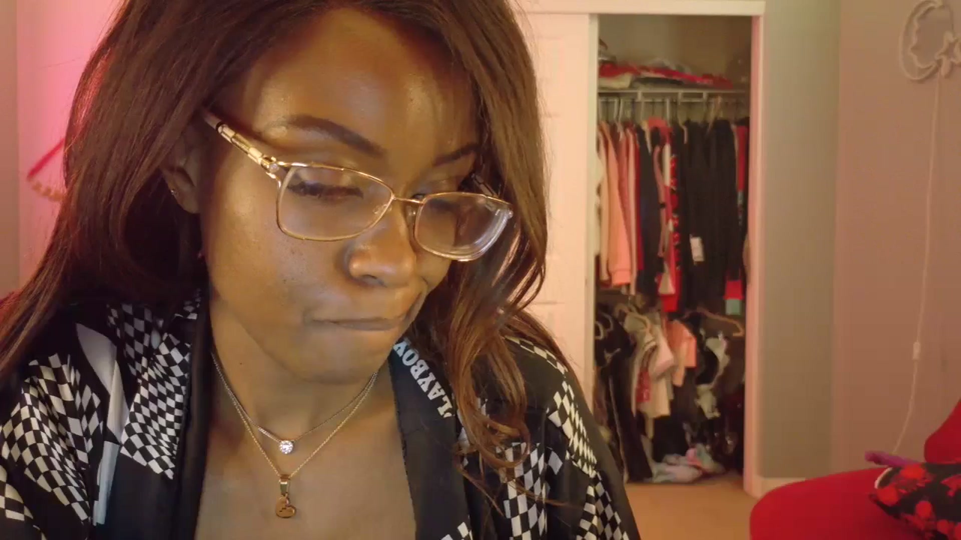 Gallery image thumbnail from JezabelVessir's myfreecams stream on, 02/24/2025, 17:06 image 6 of 20