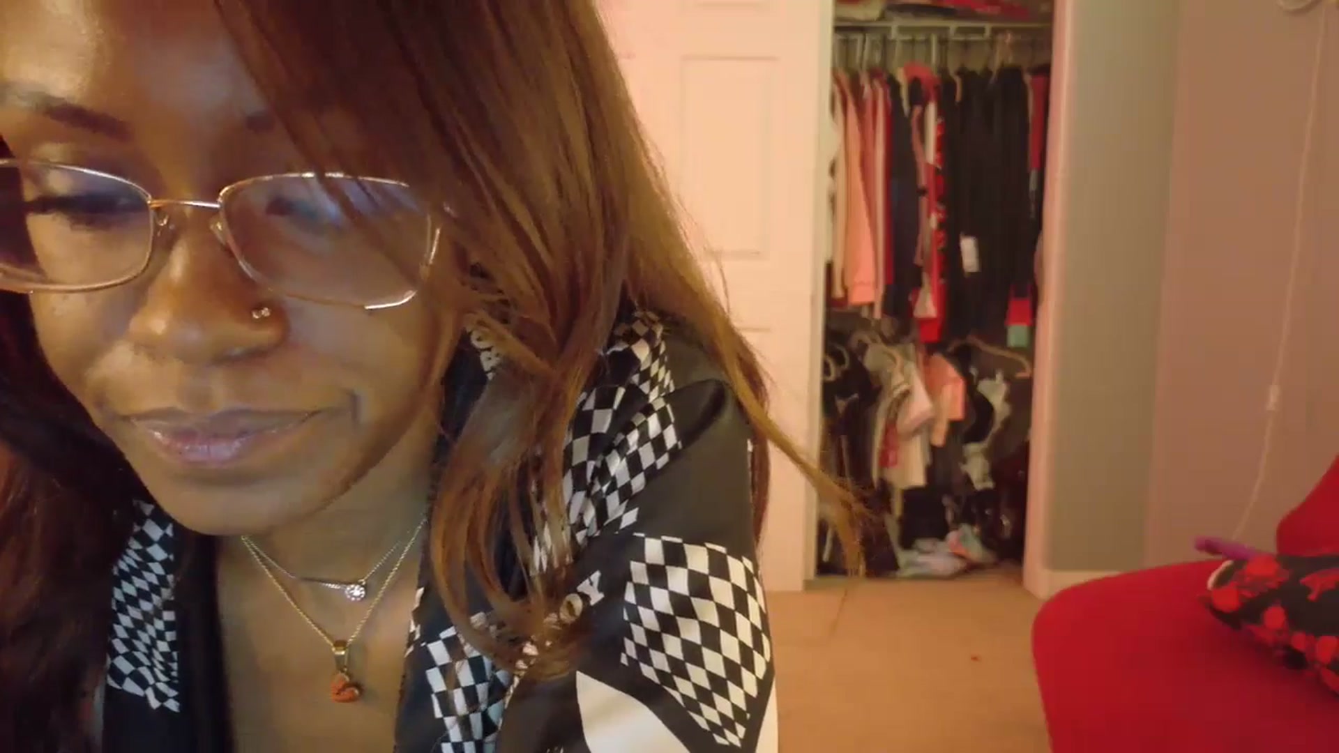 Gallery image thumbnail from JezabelVessir's myfreecams stream on, 02/24/2025, 17:06 image 7 of 20