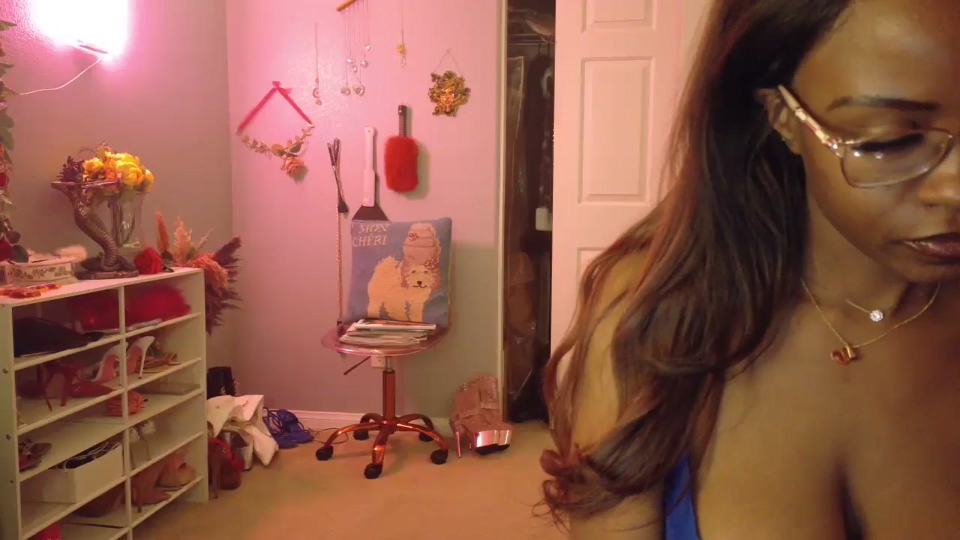 Gallery image thumbnail from JezabelVessir's myfreecams stream on, 02/25/2025, 14:01 image 19 of 20