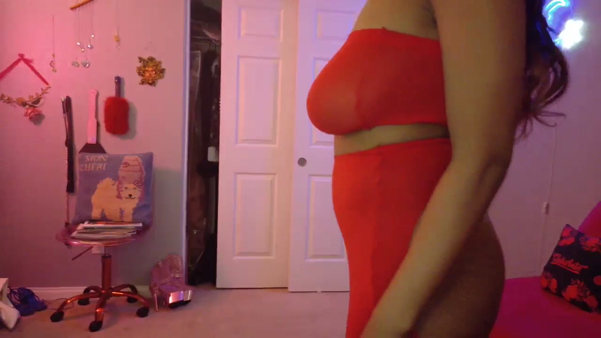 Gallery image thumbnail from JezabelVessir's myfreecams stream on, 02/26/2025, 11:23 image 4 of 20