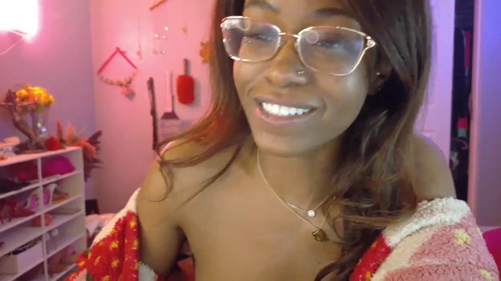 Gallery image thumbnail from JezabelVessir's myfreecams stream on, 02/26/2025, 14:53 image 20 of 20