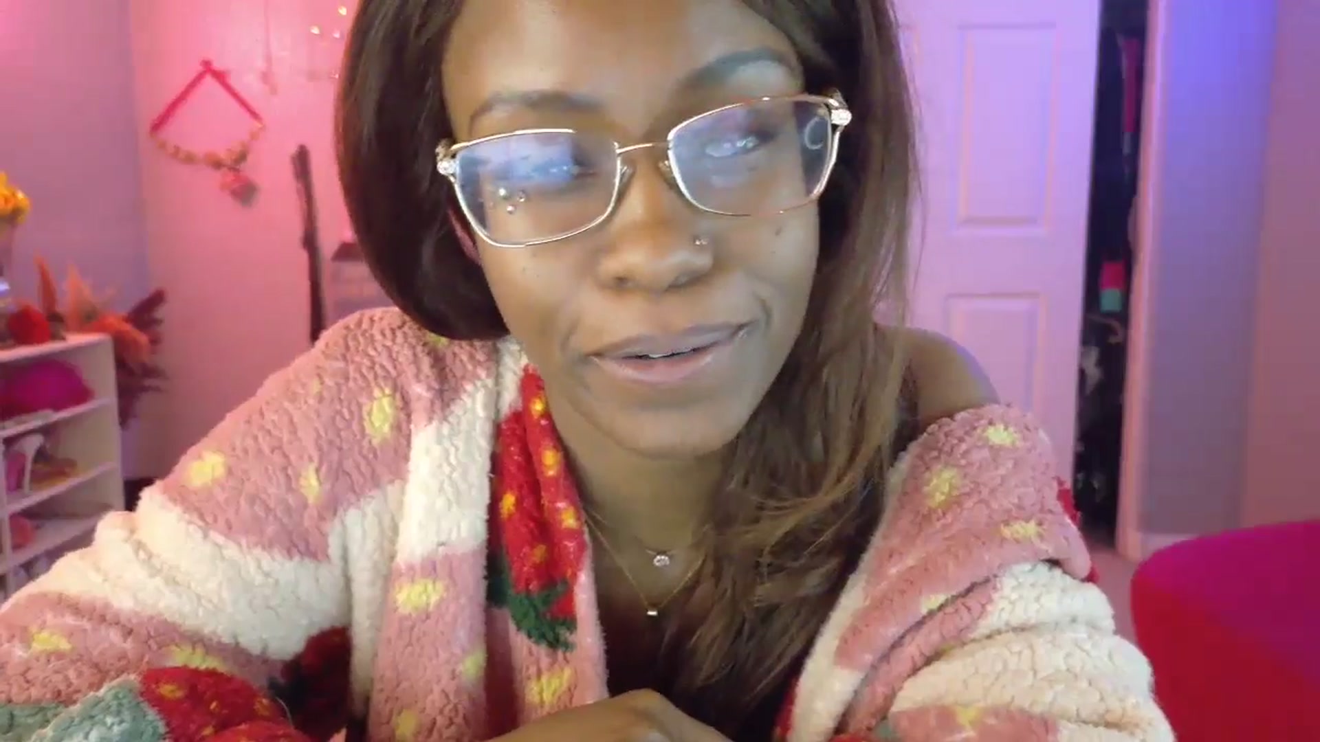 Gallery image thumbnail from JezabelVessir's myfreecams stream on, 02/26/2025, 14:53 image 14 of 20
