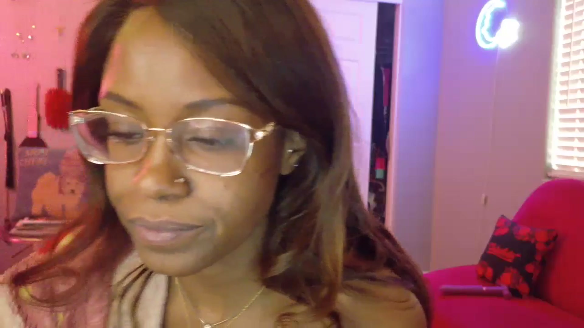 Gallery image thumbnail from JezabelVessir's myfreecams stream on, 02/26/2025, 15:43 image 4 of 20