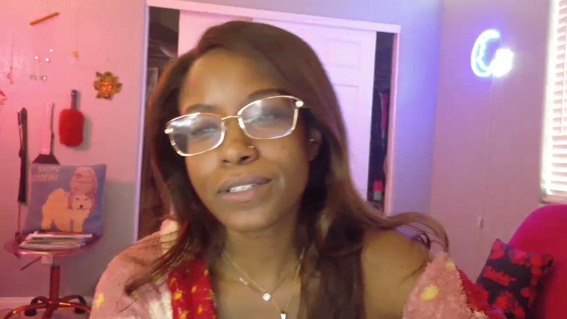 Gallery image thumbnail from JezabelVessir's myfreecams stream on, 02/26/2025, 15:43 image 17 of 20