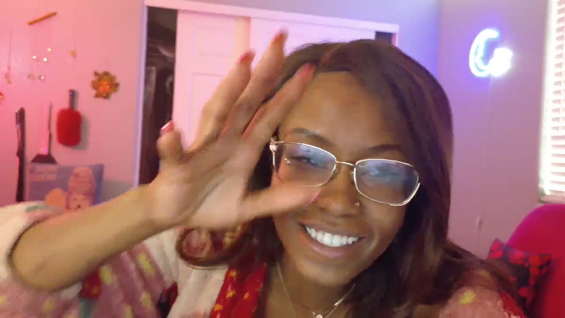 Gallery image thumbnail from JezabelVessir's myfreecams stream on, 02/26/2025, 15:43 image 18 of 20