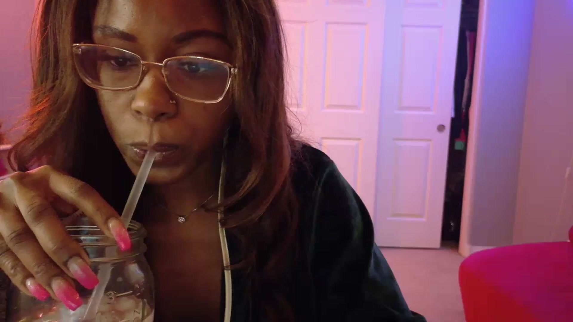 Gallery image thumbnail from JezabelVessir's myfreecams stream on, 03/11/2025, 16:01 image 2 of 20
