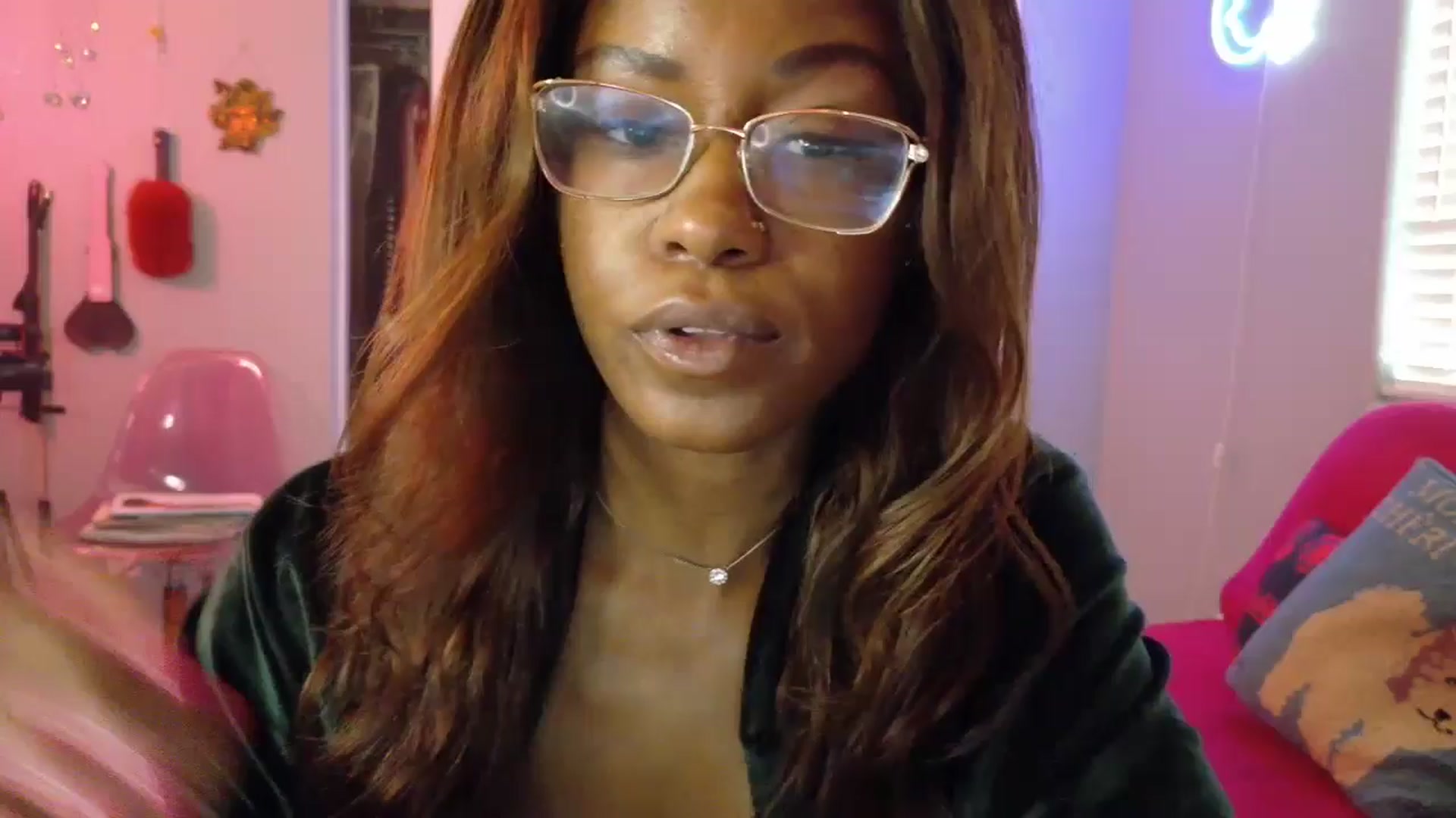 Gallery image thumbnail from JezabelVessir's myfreecams stream on, 03/11/2025, 17:31 image 1 of 20