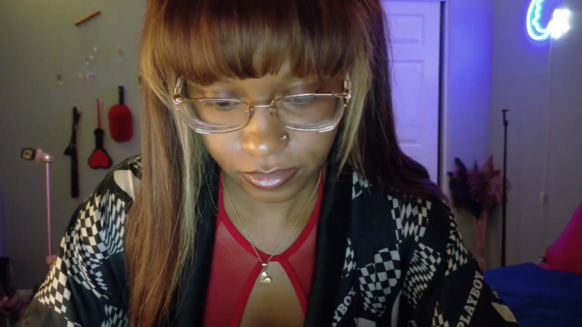 Gallery image thumbnail from JezabelVessir's myfreecams stream on, 05/27/2025, 08:39 image 16 of 20