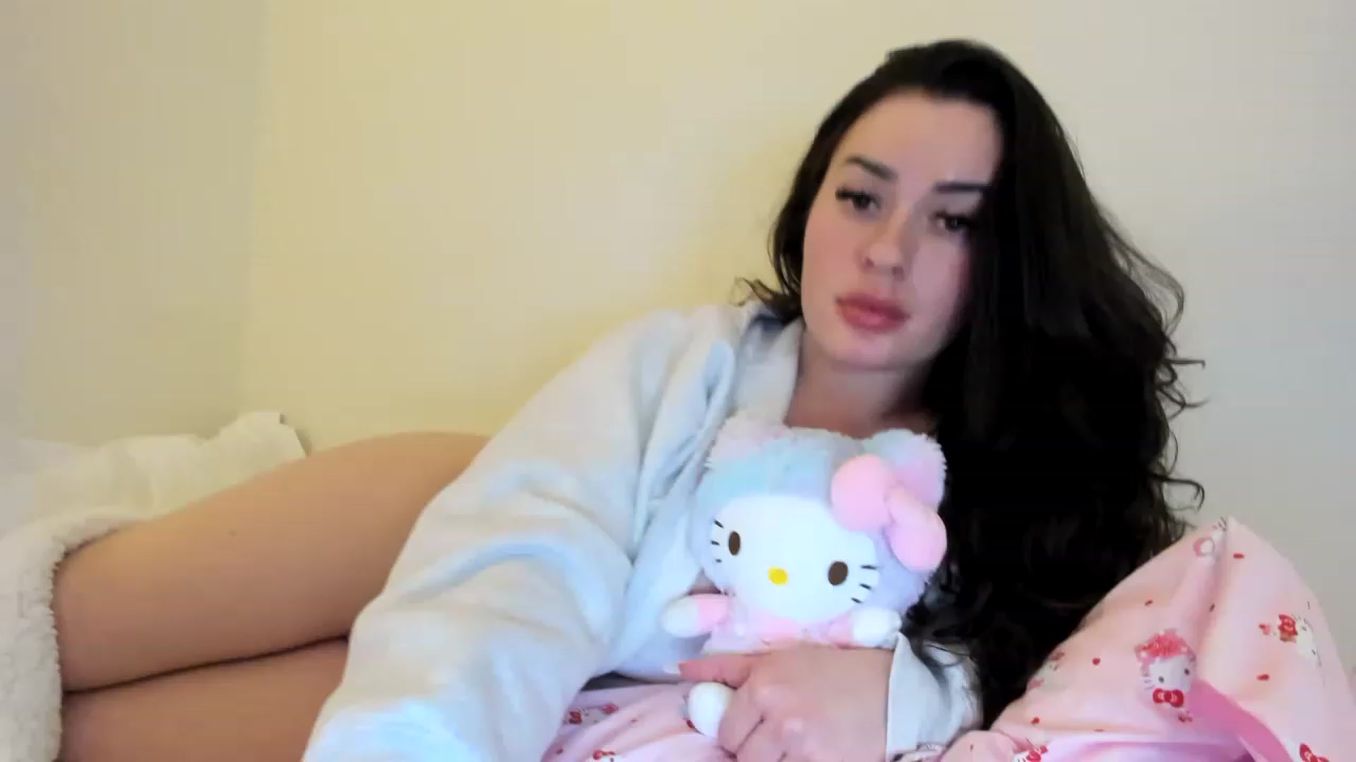 Gallery image thumbnail from Jigglypuffx's myfreecams stream on, 12/04/2022, 07:42 image 11 of 20