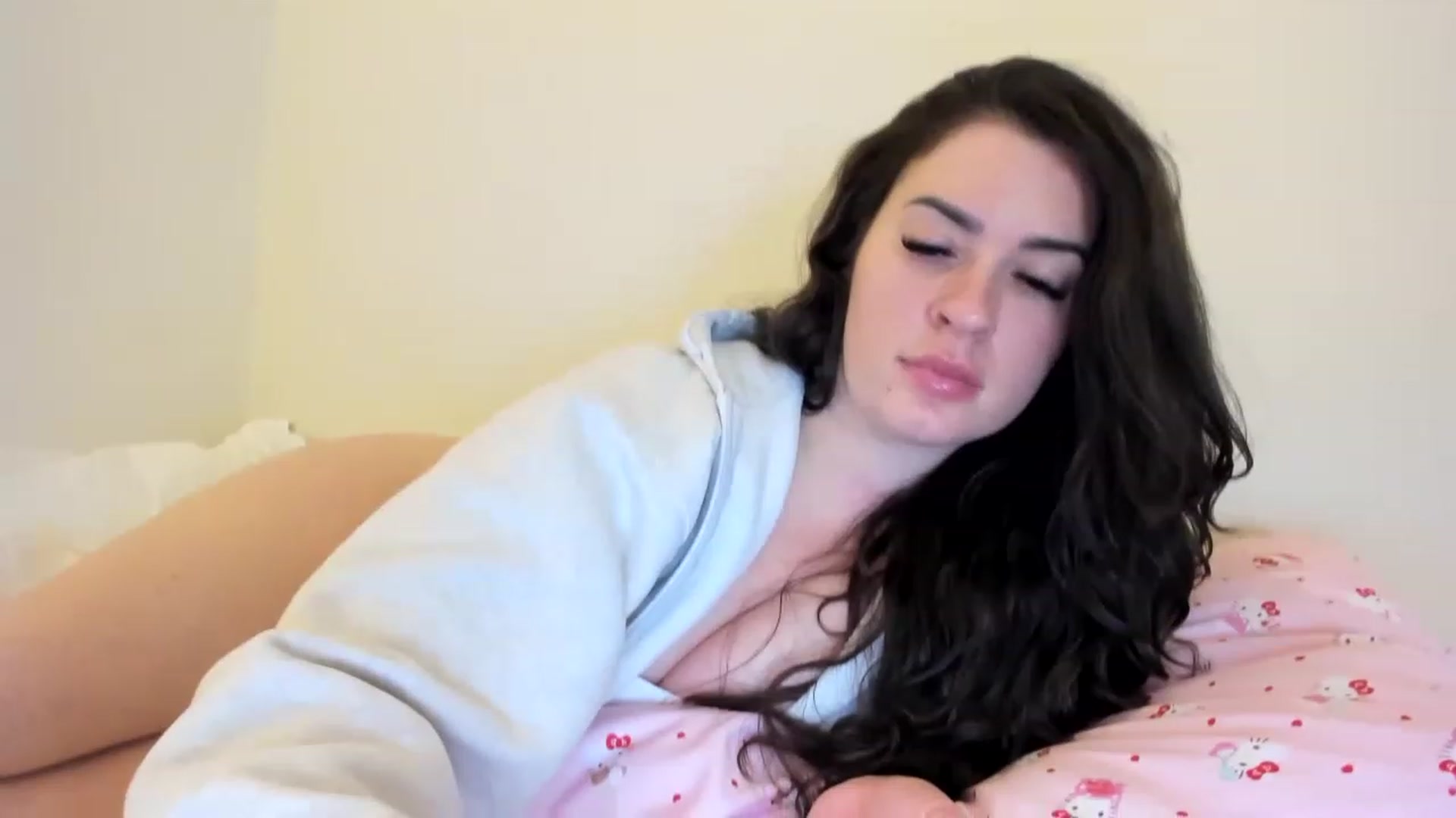 Gallery image thumbnail from Jigglypuffx's myfreecams stream on, 12/06/2022, 06:39 image 4 of 20