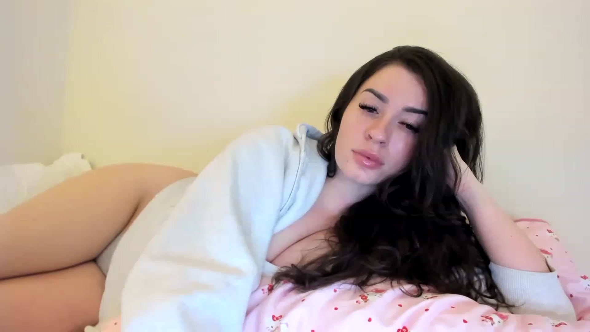 Gallery image thumbnail from Jigglypuffx's myfreecams stream on, 12/06/2022, 06:39 image 9 of 20