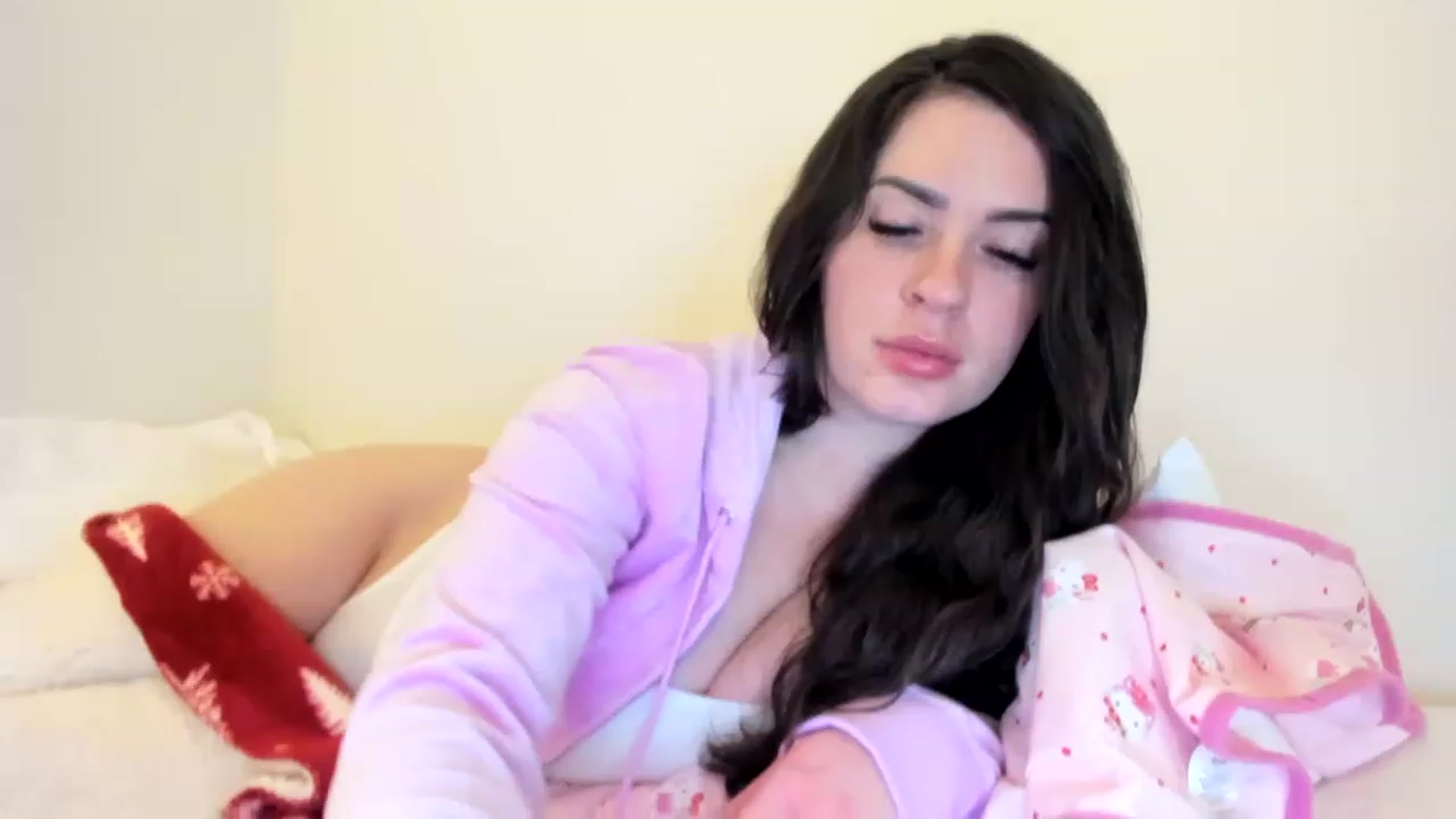 Gallery image thumbnail from Jigglypuffx's myfreecams stream on, 12/06/2022, 10:35 image 17 of 20