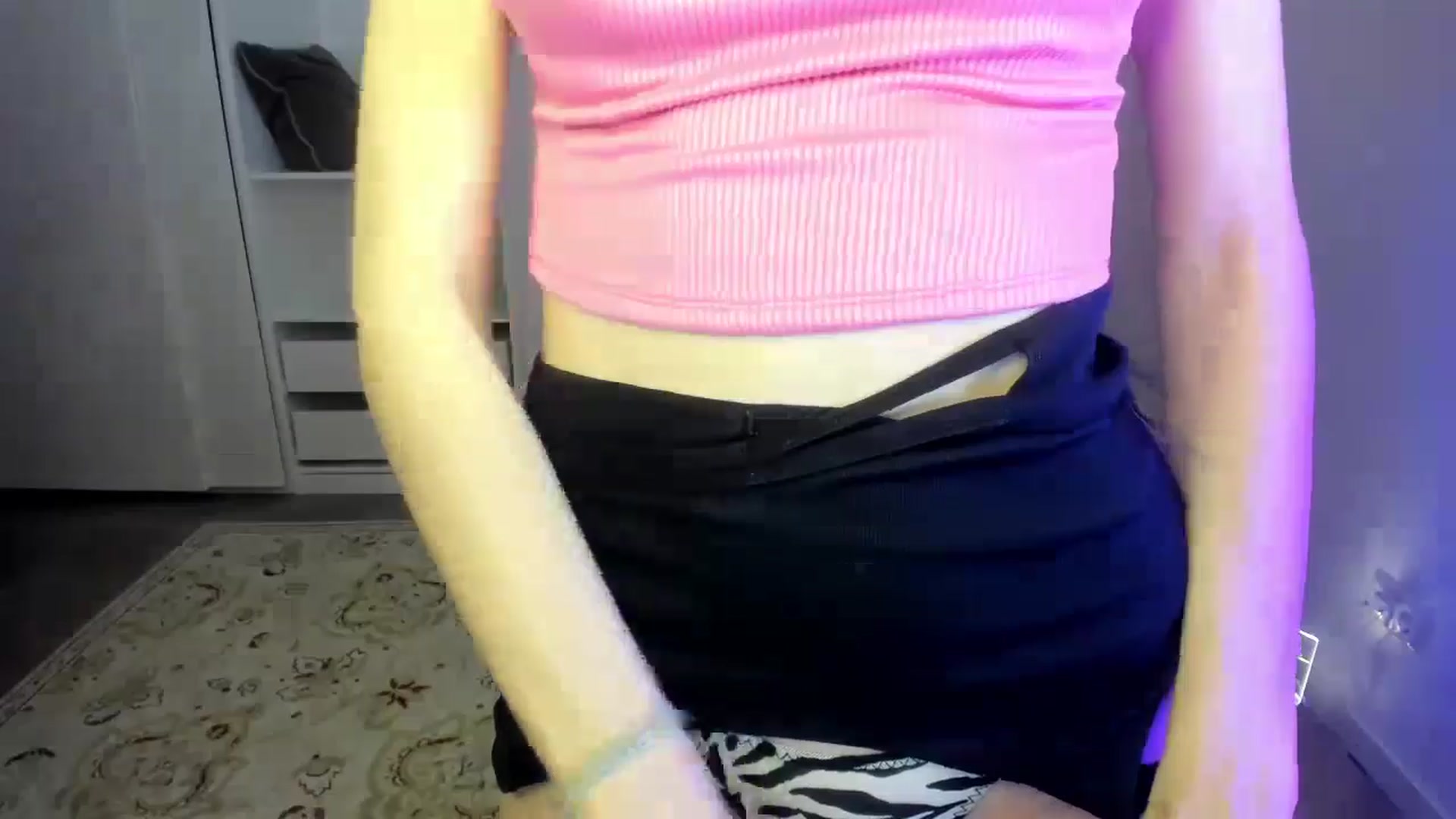 Gallery image thumbnail from Jill_An's myfreecams stream on, 06/13/2024, 14:49 image 12 of 20