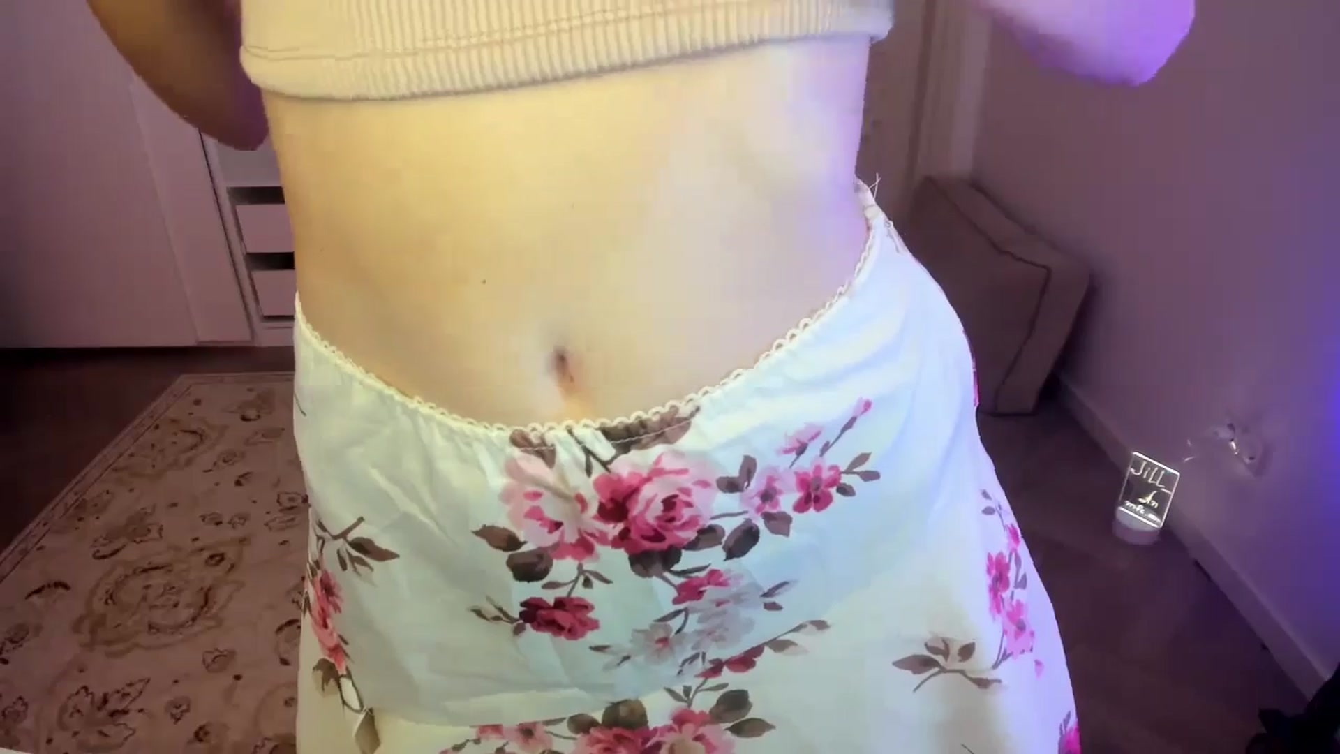 Gallery image thumbnail from Jill_An's myfreecams stream on, 07/10/2024, 14:14 image 8 of 20