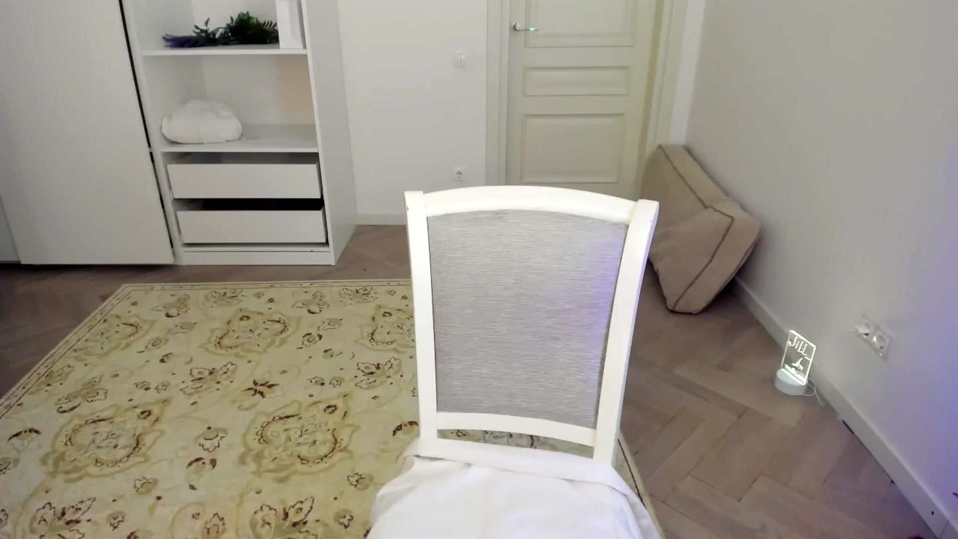 Gallery image thumbnail from Jill_An's myfreecams stream on, 08/16/2024, 13:11 image 9 of 20