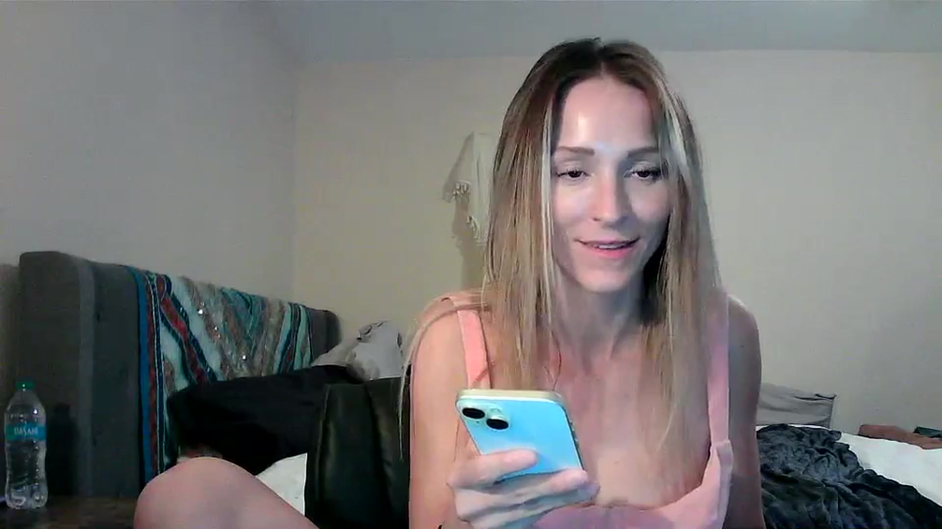 Gallery image thumbnail from JilliaJade's myfreecams stream on, 11/14/2024, 07:56 image 10 of 20