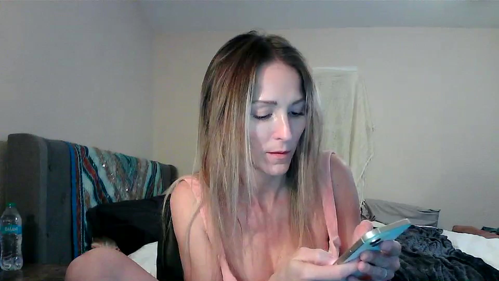 Gallery image thumbnail from JilliaJade's myfreecams stream on, 11/14/2024, 07:56 image 12 of 20