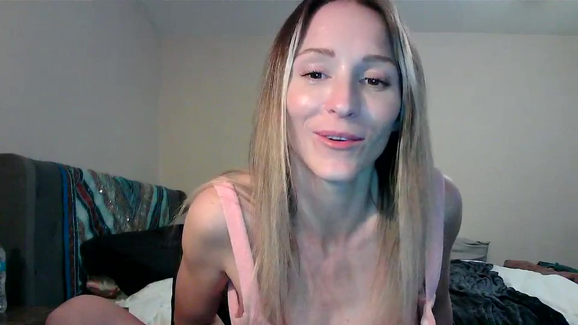 Gallery image thumbnail from JilliaJade's myfreecams stream on, 11/14/2024, 07:56 image 16 of 20