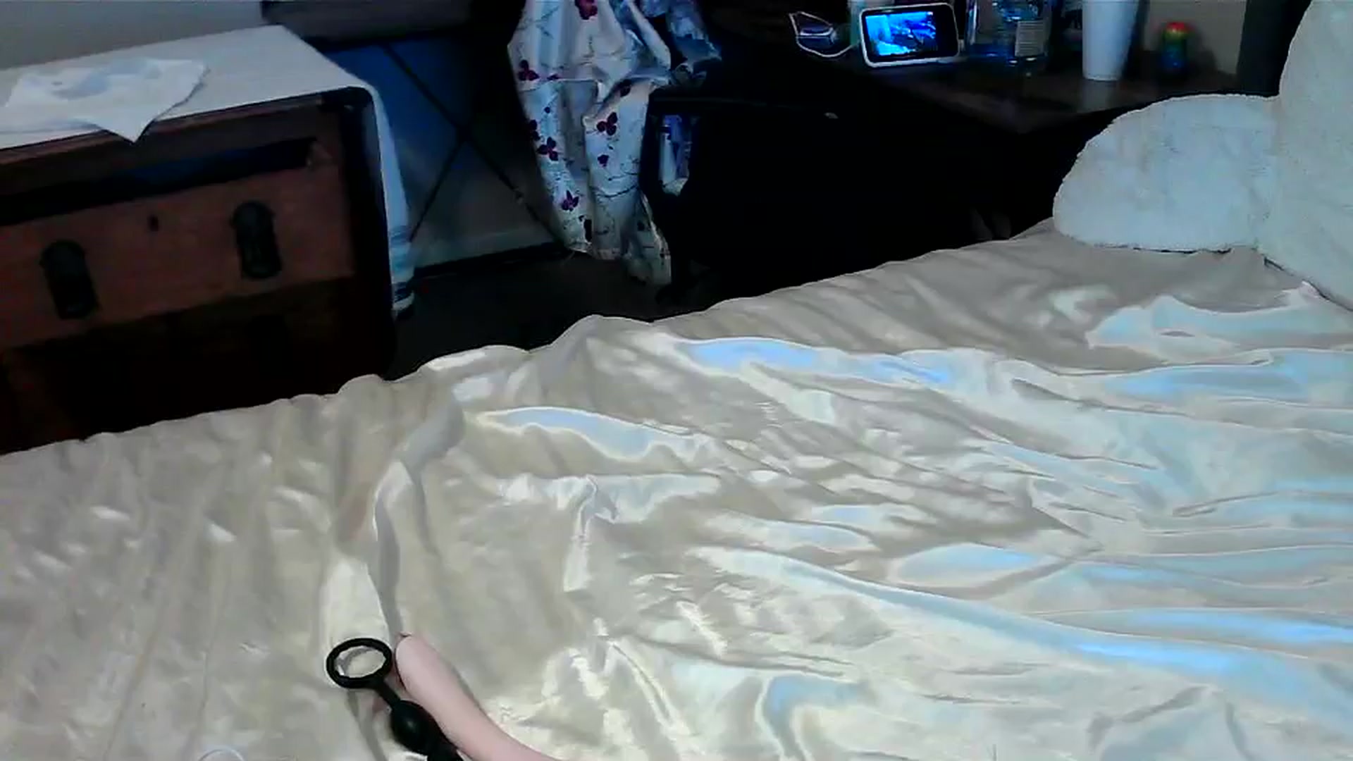 Gallery image thumbnail from JilliaJade's myfreecams stream on, 11/28/2024, 19:54 image 3 of 20