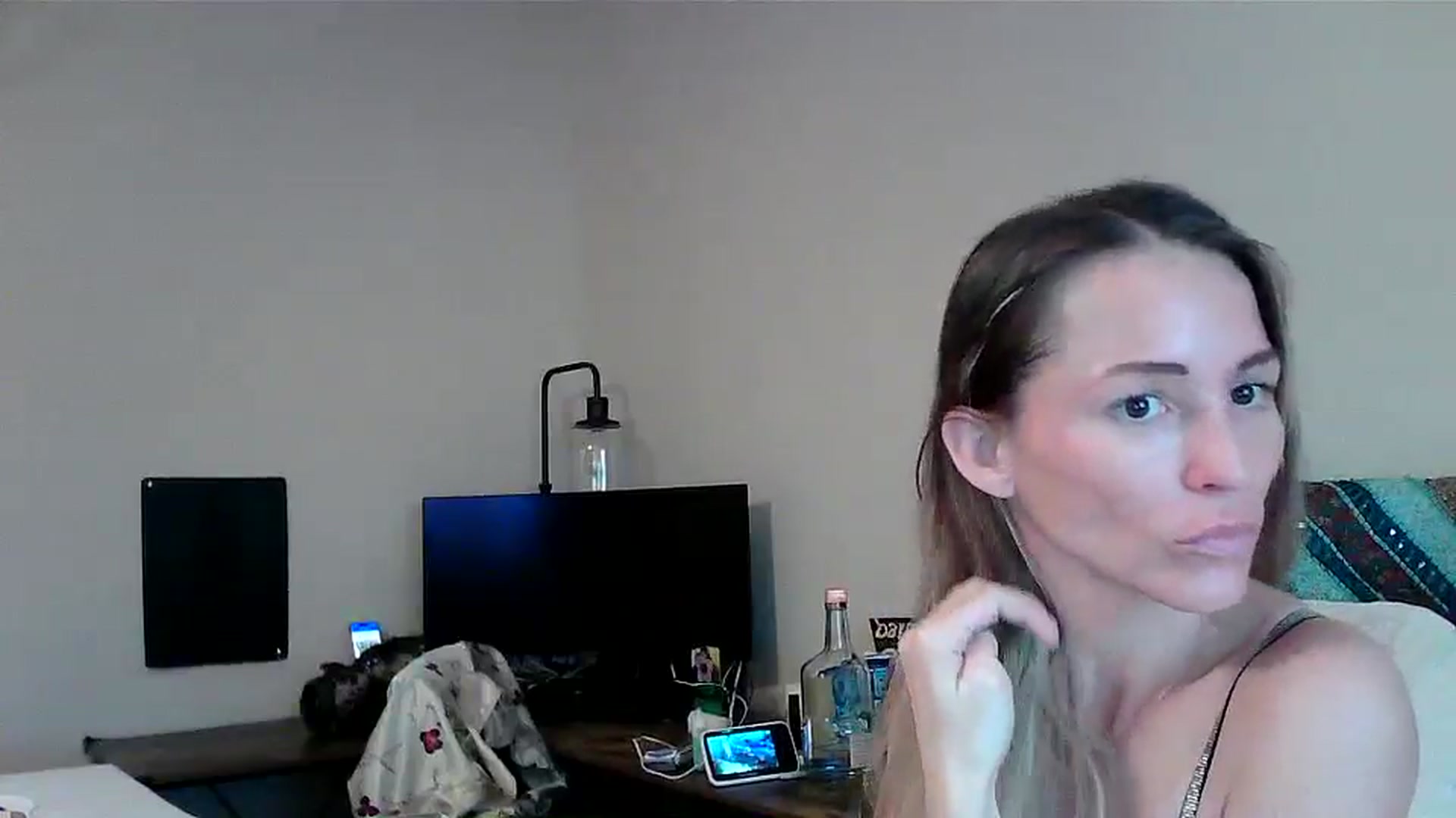 Gallery image thumbnail from JilliaJade's myfreecams stream on, 11/28/2024, 19:54 image 2 of 20