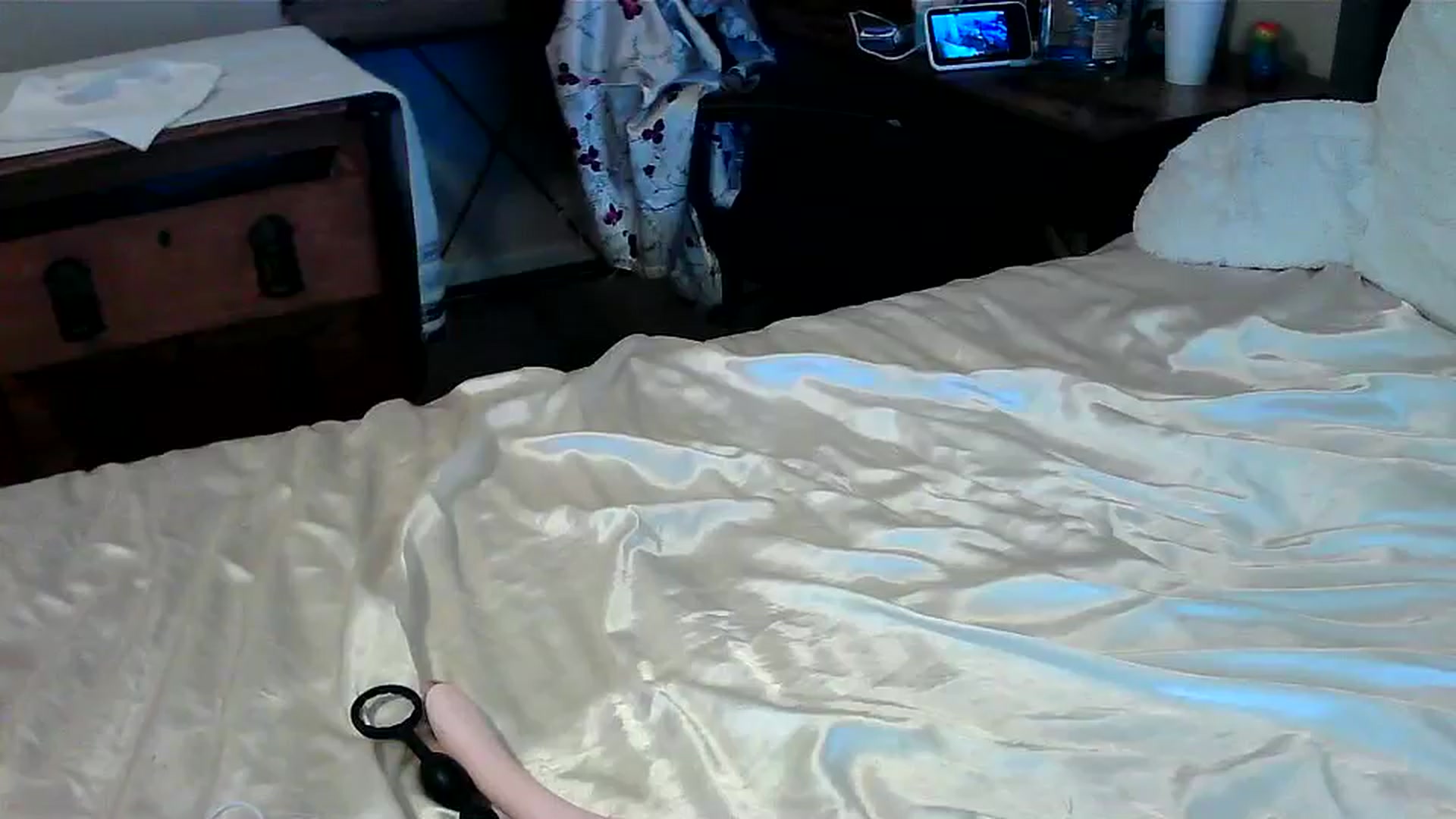 Gallery image thumbnail from JilliaJade's myfreecams stream on, 11/28/2024, 19:54 image 4 of 20